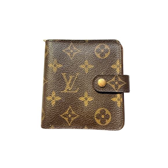 Louis Vuitton Handbags - Louis Vuitton Monogram Compact Wallet